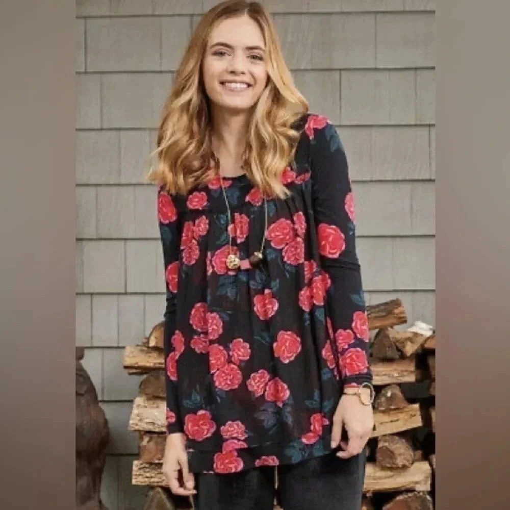 Matilda Jane Winter Blooms Tunic with Roses - size Small